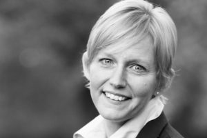 Black and white portrait of Sonja Visser.